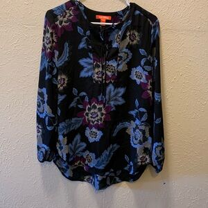 Women’s Joe Fresh sz M (14-16) Black background with large flowers